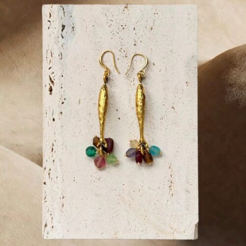 Handmade golden fishbone drop earrings with frosted glass beads by E-SHOO - detail